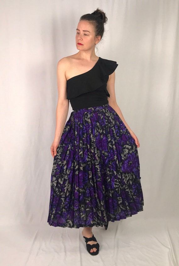Vintage French Floral Pleated Skirt • Billevesee P