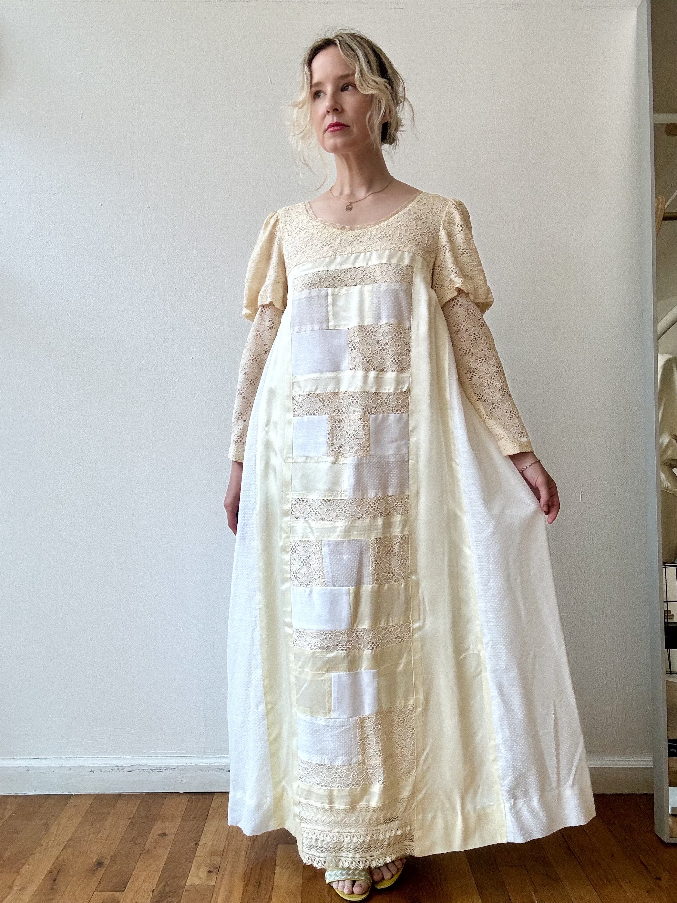 Ameri（アメリ）の「UND LACE TRIMMING DRESS（ワンピース