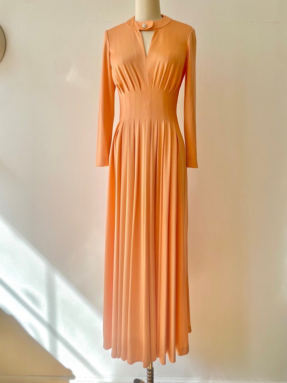 Vintage 1970s Peach Pleated Jersey Maxi Dress - image 1