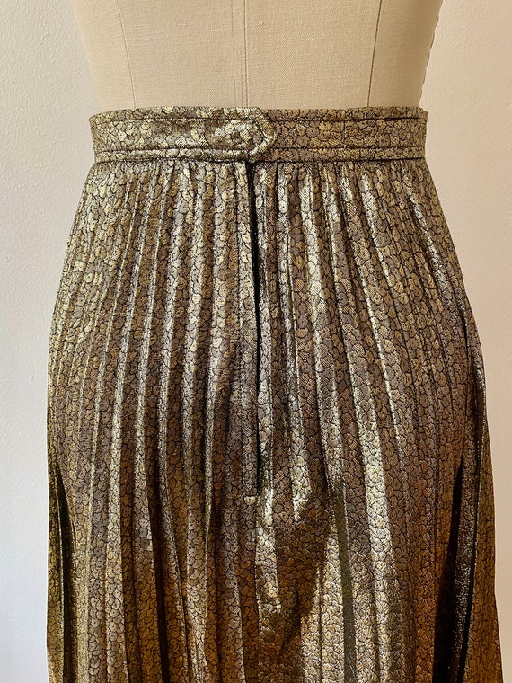 Vintage 1980s Metallic Gold Lame Pleated Skirt - image 2