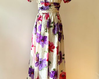 Vestido vintage de celosía floral blanco de finales de los años 70