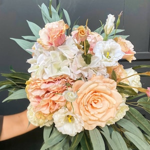 Brautstrauß, Lachs & weiß Hochzeitsstrauß, Herbst Hochzeitsstrauß, Stoff Hochzeit Blumenarrangement, Rosen Pfingstrosen Hortensien Bouquet