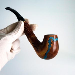 Long Filtered Tobacco Pipe with Turquoise Detailing for Relaxing Smokes