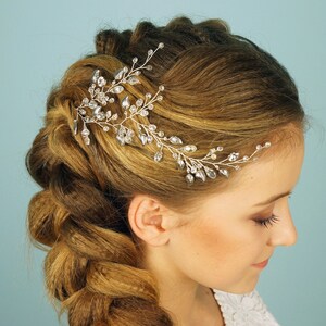 Crystal Hair Comb Beaded Floral Silver Hairpiece for Wedding - Etsy Crystal Hair Comb Beaded Floral Silver Hairpiece for Wedding - Etsy