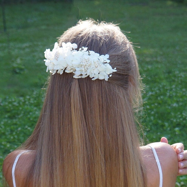 Wedding floral hair comb, hydrangea hair accessory, bridal hair piece, bridal headpiece, something blue for bride, bridal hair vine