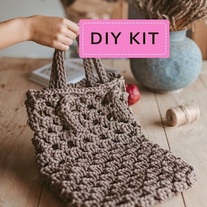 Crochet kit, crochet bag kit, crochet kit beginner - VIDEO TUTORIAL included, DIY kit