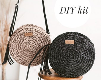 DIY crossbody bag, DIY crochet kit, do it yourself craft kit, crochet crossbody pattern, VIDEO tutorial included