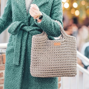 Eenvoudig gehaakt taspatroon: handtas van gedraaid katoenkoord (pdf-patroon)