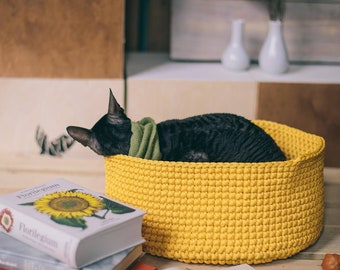 Pet bed pattern | Crochet pattern pet bed