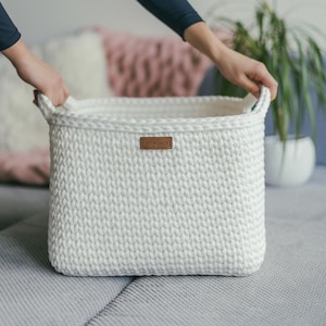 Quadratisches Korb-Muster: Aufbewahrung für Wäsche und Spielzeug (PDF-Muster)