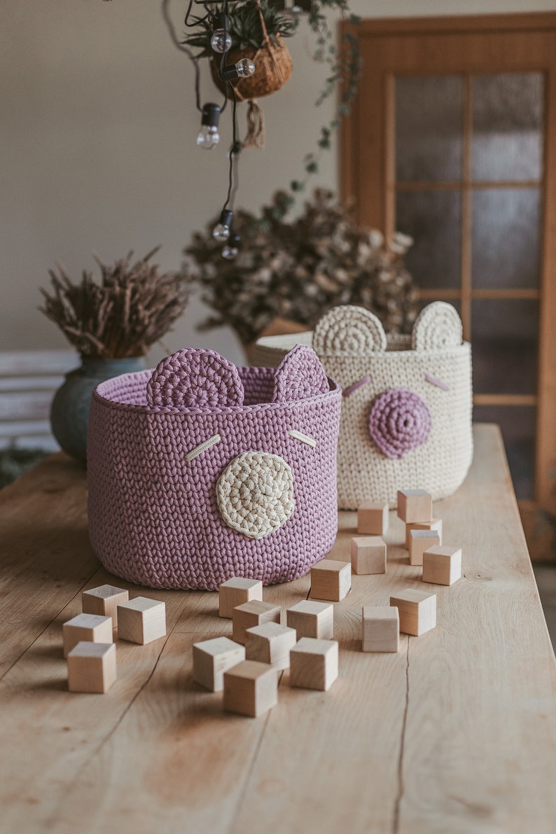 Crochet basket pattern