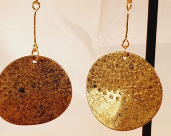 Earrings with tumbled &quot;old gold&quot; circles