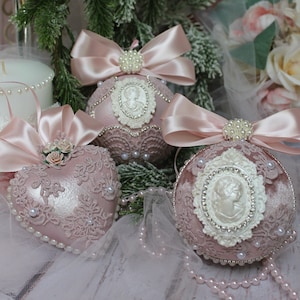 Shabby Chic Vintage Victorian Elegance Christmas Tree Ornaments Xmas Tree Baubles Faux Pearls/Vintage Lace Set of Three Dusty Rose Pink