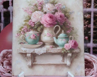 Letrero decorativo de estilo rústico francés con tazas de té y rosas. Lienzo de madera.