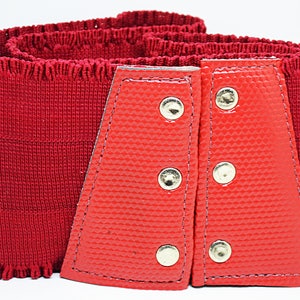 1970&#39;s Vintage Red Women&#39;s Wool Belt, Ladies Fabric Belt, Gift for her, Dress Accessory, Fashion Ladies Dress Accessory Belt