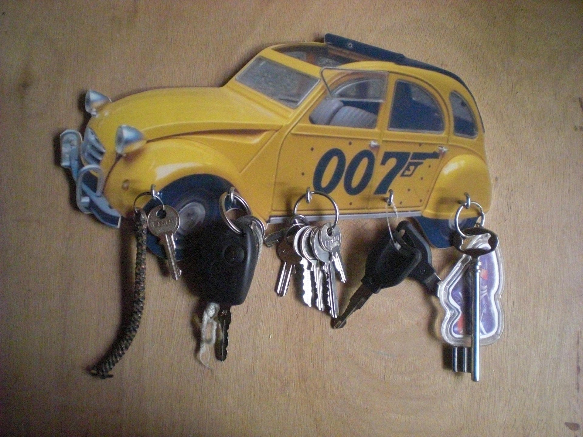 Porte Clés Mural Citroen 2Cv James Bond 007, Accroche Vintage Personnalisé, Portrait Pet, Cadeau Per
