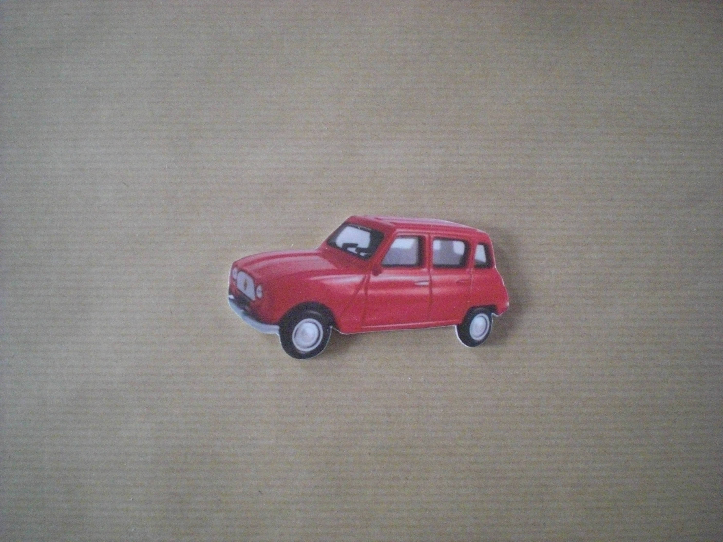 Magnet Renault 4L /Aimant /Magnet/Magnet Personnalisé Portrait Animaux de Compagnie Frigo /Magnet