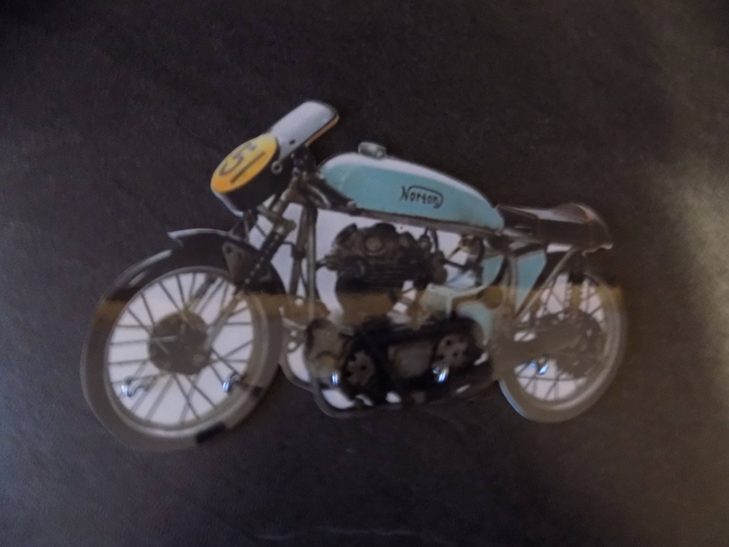 Moto Norton Porte Clés Mural/Moto Accroche Clés, Hang Keys Wall