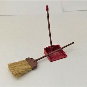 Mini Broom & Dustpan Set