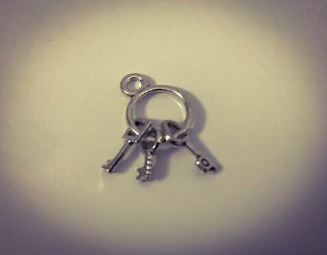 Mini Key Ring With Keys -- Antique or Silver - Etsy