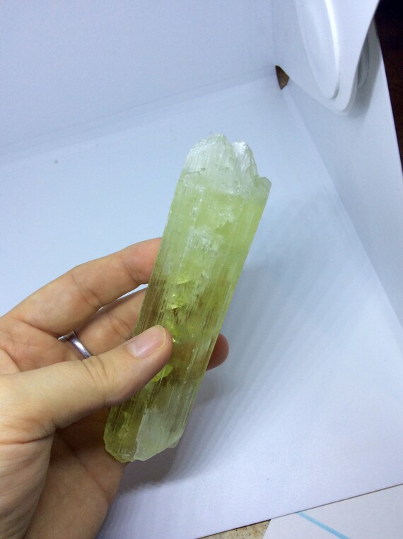 kunzite DT jaune de 181,5 181,5 181,5 g (30) aa00c4 kunzite DT jaune de 181,5 181,5 181,5 g (30) aa00c4