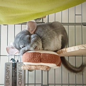 Cozy Bread Pillow for Small Pets - Anti-Pill Fleece Bedding