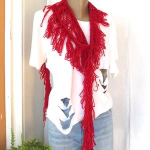 Red knitted fringe scarf, Long red scarf, Fringe Scarf, Acrylic-wool women&#39;s scarf, Gift under 50, Modern look scarf