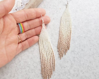 Pearl elegant wedding earrings for bride bridesmaid Boho taupe dangle seed bead earring Neutral beaded fringe Cream Ivory Champagne Beige
