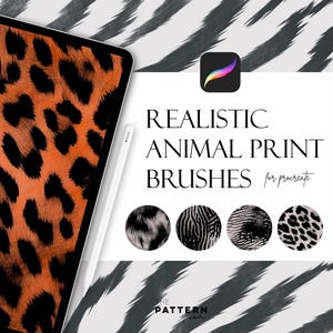 Puede incluir: Un iPad con un diseño de estampado de leopardo está a la izquierda. Un lápiz óptico blanco descansa a su lado. La imagen presenta el texto "REALISTIC ANIMAL PRINT BRUSHES for procreate" y cuatro vistas previas de pinceles circulares. El fondo tiene un patrón de cebra.