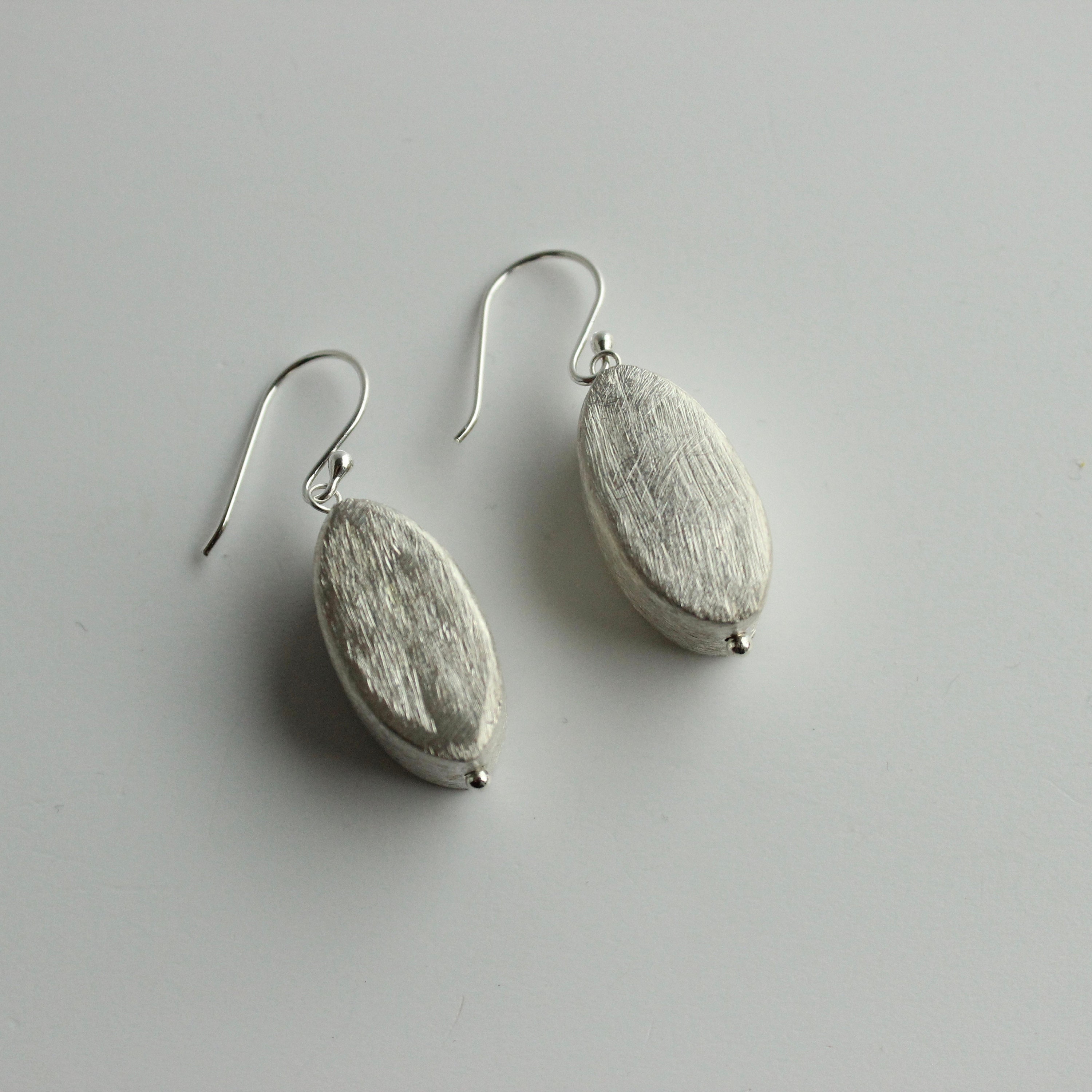 Ohrhänger Silber 925 große ovale Silberperle auffällige | Etsy