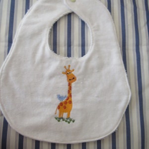 Ginny Giraffe Bib/animal bib/baby bib/baby gift/baby boy/baby girl/zoo/nature