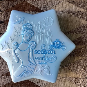 Vintage Disney Cinderella Blue Plastic Trinket Box