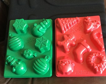 Set of 2 Red Green Jello Christmas Molds