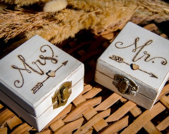 Mr & Mrs Rustic Wedding Ring Box Set Ring Bearer White Vintage Boxes Ring Pillow His Hers Engraved Bohemian Boho Beach Wedding Set of 2