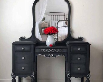 vintage vanity diy vintage vanity make up table dressing vanity dresser handpainted black silver details bedroom dresser vanity etsy vintage vanity diy vintage vanity make up table dressing vanity dresser handpainted black silver details bedroom dresser vanity etsy