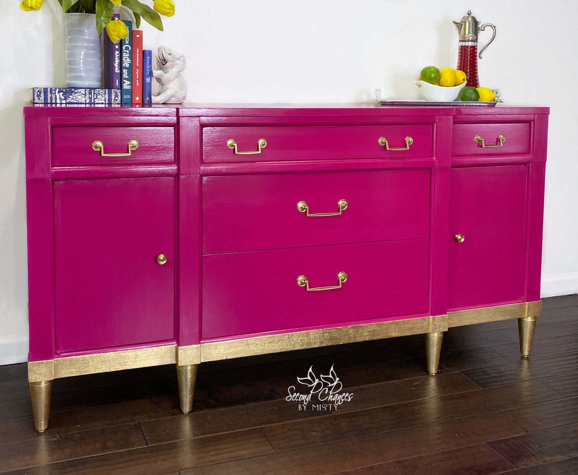 Vendu Buffet vintage Buffet Painted Hot Pink Glossy Etsy
