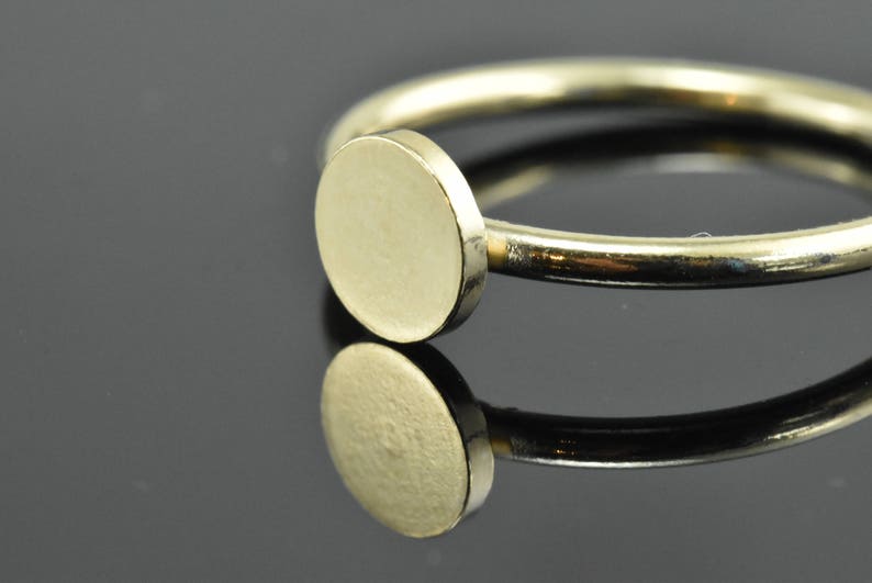 Round Ring Circle Ring 14K Gold Filled Disc Ring Geometric Etsy