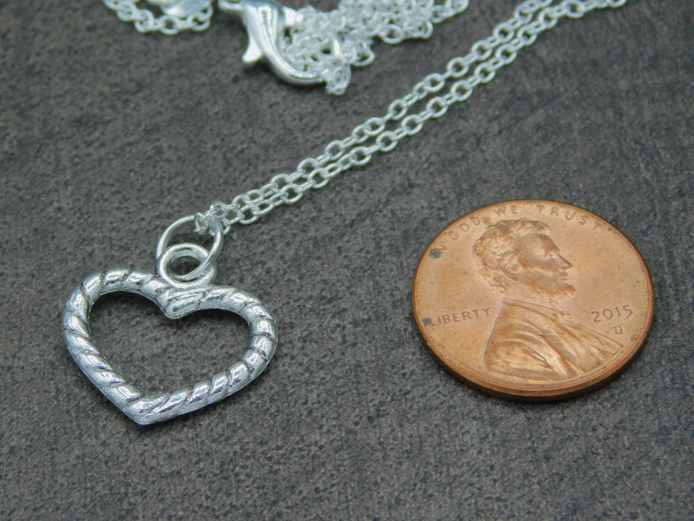 Silver Heart Charm Pendant Necklace - Etsy.de