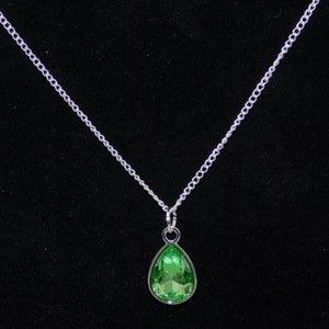 Peridot Green Bezel Faceted Rhinestone  Necklace