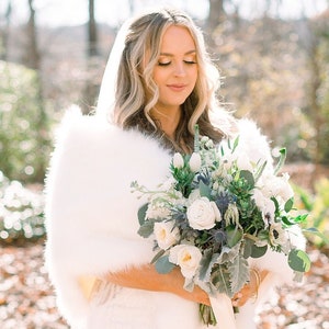 Ivory Faux Fur Bridal Wrap, Wedding Fur Shrug, Bridal Faux Fur Stole Fur Shawl Cape, wedding faux fur wrap (Butterfly Ivy03)