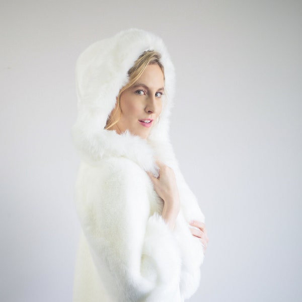 Ivory Faux Fur Bridal Cape, Wedding Faux Fur Coat, Bridal Cape, Hooded Cape, Hooded Fur Cloak, Fur Cape, Snow Wedding (Juliet Wht01)