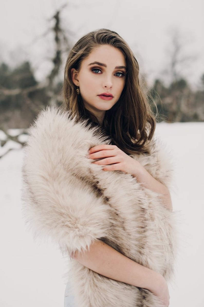 Blush Nude Winter Wedding Bridal Faux Fur Bridal Wrap / Shrug / Stole / Shawl / Cape /Coat, Plus Size Bride Fur Shawl (Lilian Blu02) Sale image 5