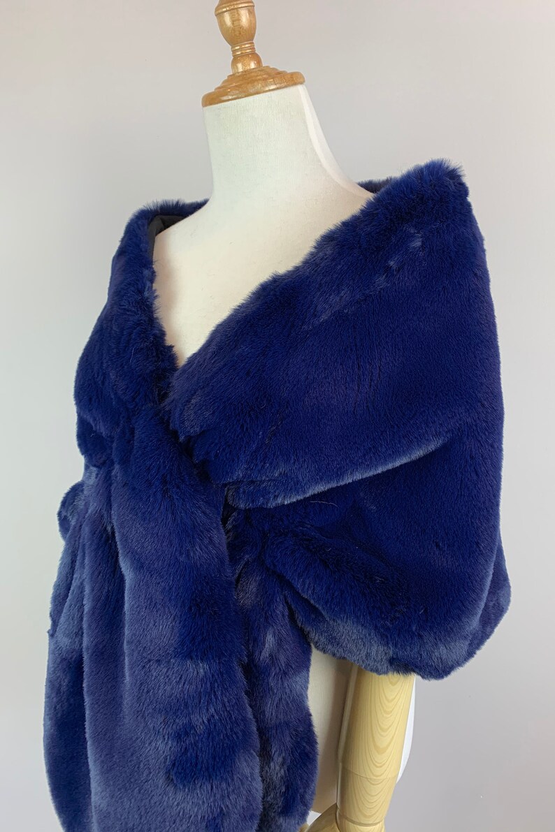 Navy Blue Faux Fur Bridal Wrap Wedding Fur Shrug Bridal Fur Etsy