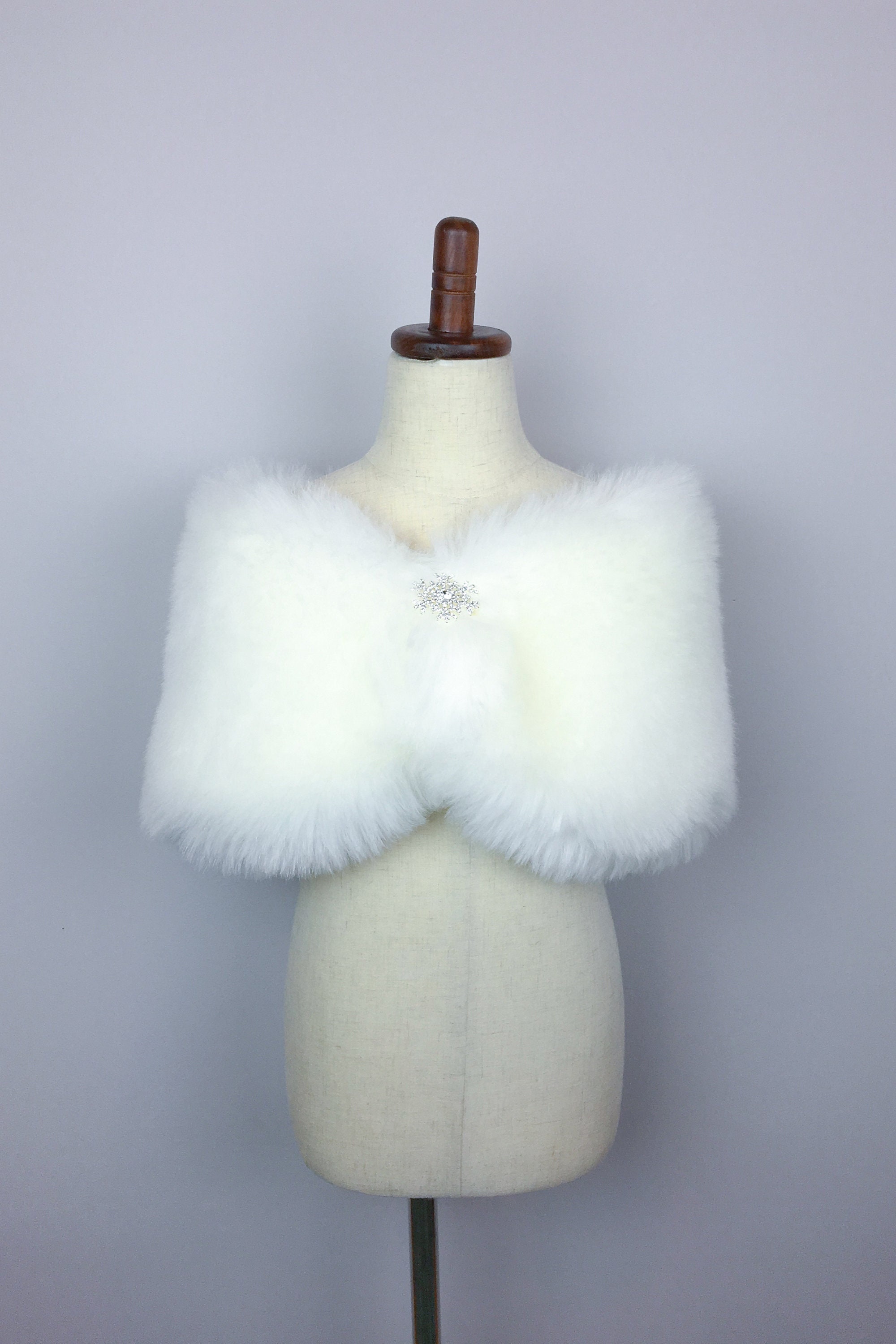 Light Ivory Flower Girl Faux Fur Wrap, Shawl (kid Wht01) - Etsy
