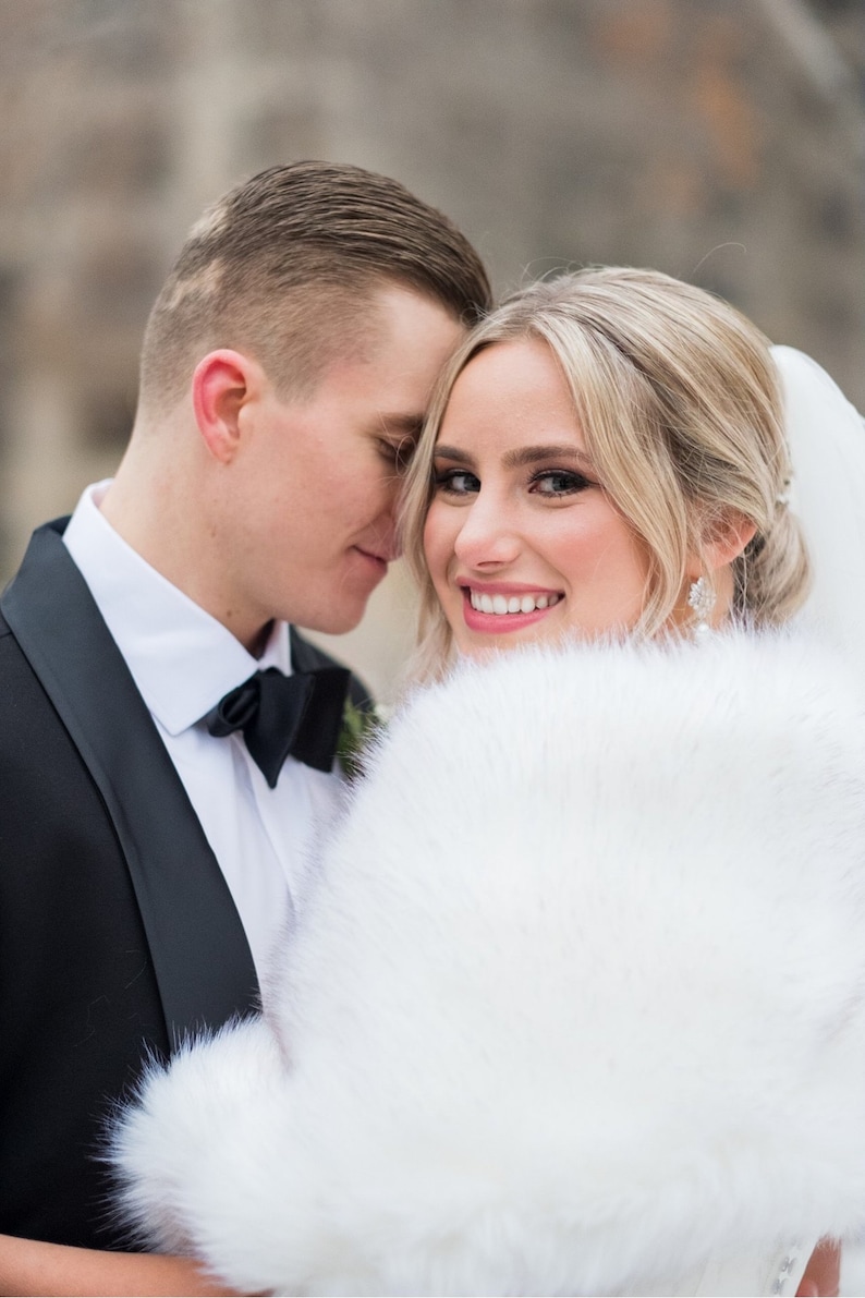 Ivory Wedding Fur Shawl, Ivory Bridal Fur Wrap, Bridal Fur Stole, Winter Fur Wrap Plus Size Fur Shawl, Plus Size Bride, (Lilian03) Sale image 5