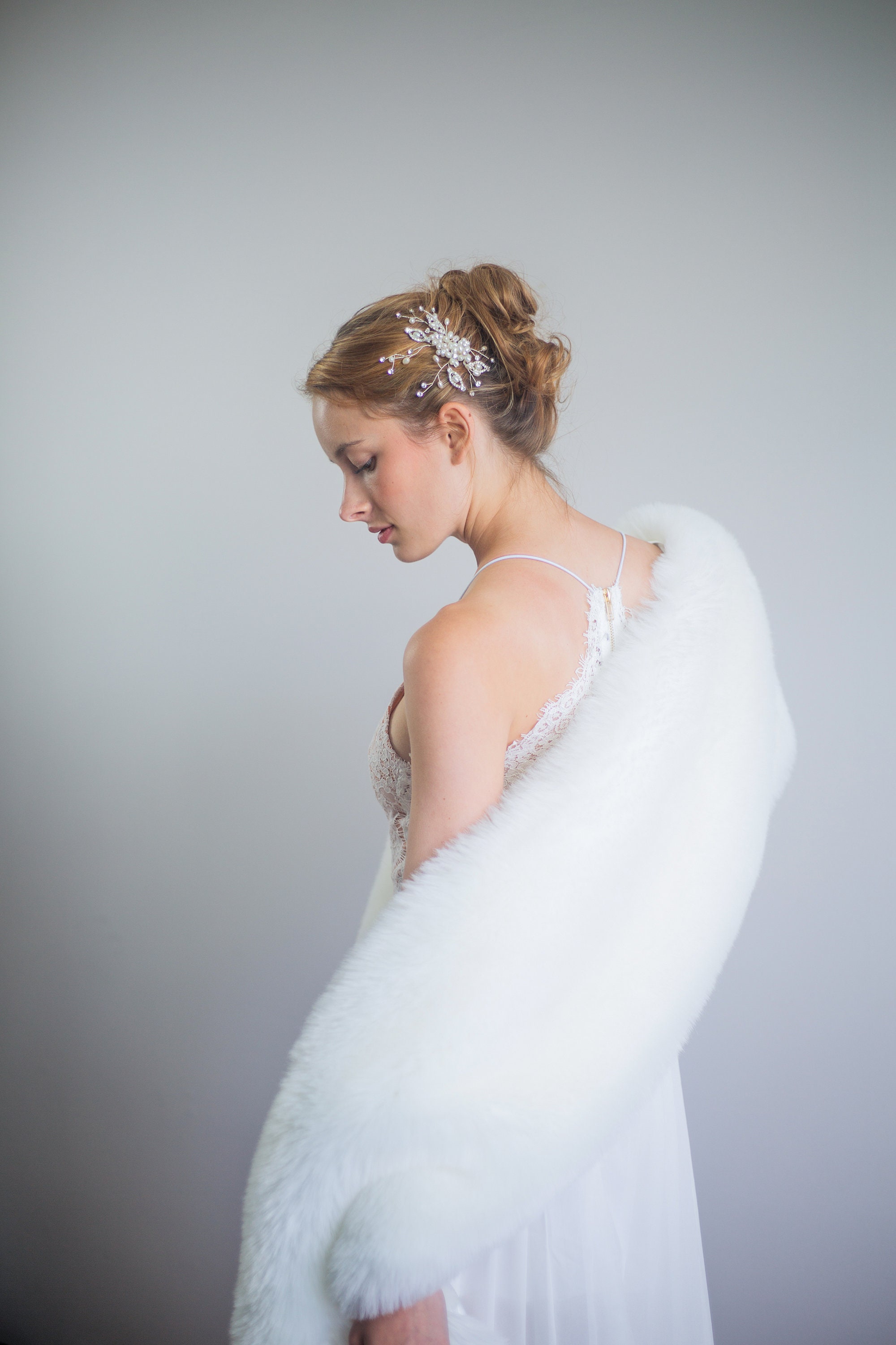 Capelet En Fausse Fourrure Pour Mariée Et Demoiselles D'Honneur - Châle Élégant Pour Mariage Et Photo - 6
