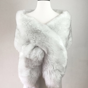 Light Grey / Silver with Black Tips Fur Shawl, Wrap, Wedding Fur shrug, faux Fur Wrap, Bridal Faux Fur Stole Fur Shawl Cape (Lilian LGry01)