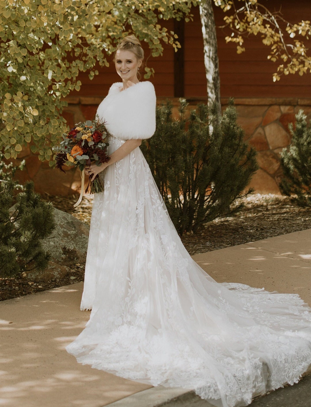 Ivory Faux Fur Bridal Wrap, Wedding Stole, Shrug (Serena Wht01)