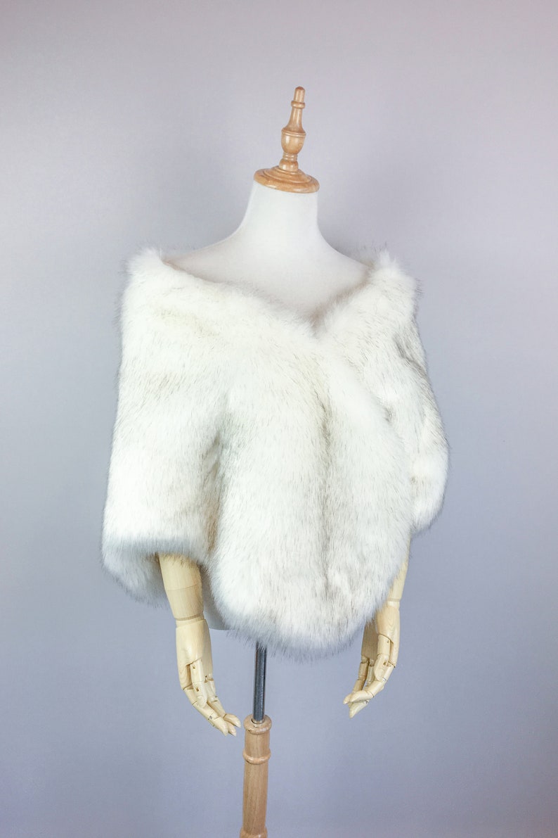 ivory faux fur bridal wrap