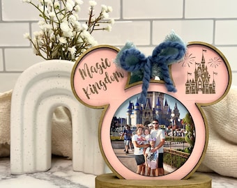 RARE Vintage Disney Dogs 3D Picture Frame-5x7-vintage Disney